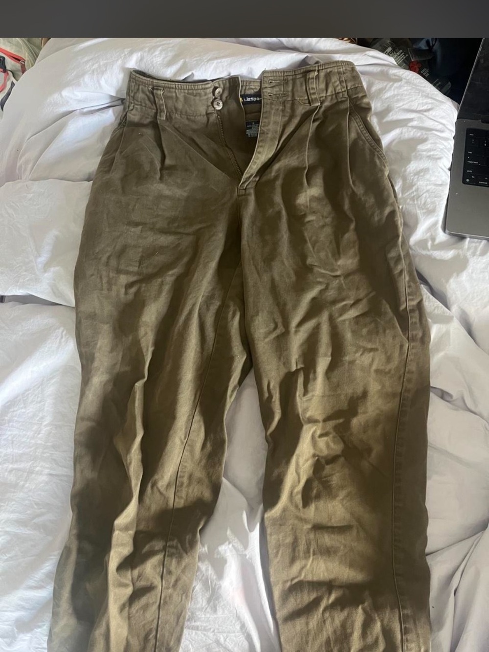 Casual Olive Men’s Chino Pants